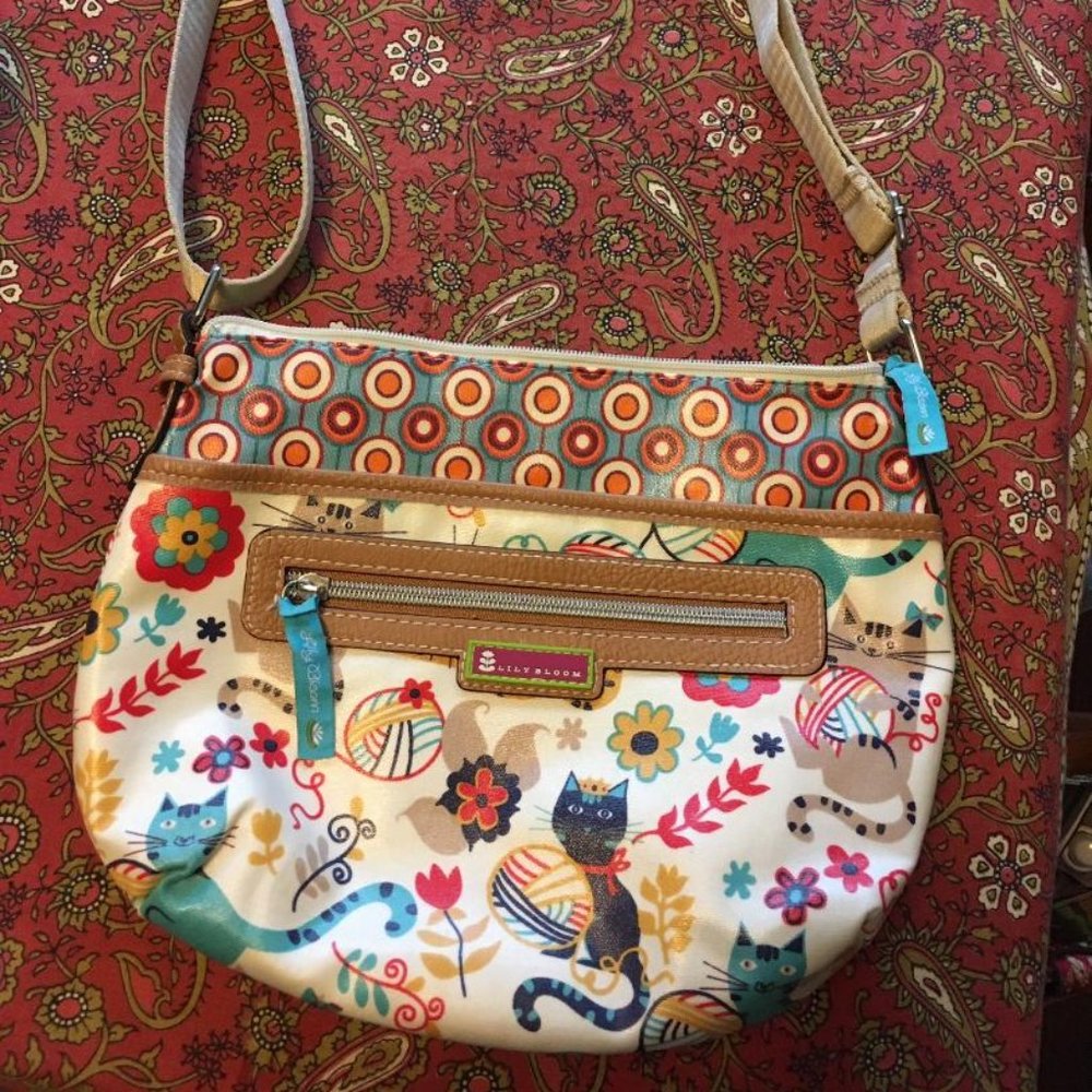 Lily Bloom Crossbody Cat Purse